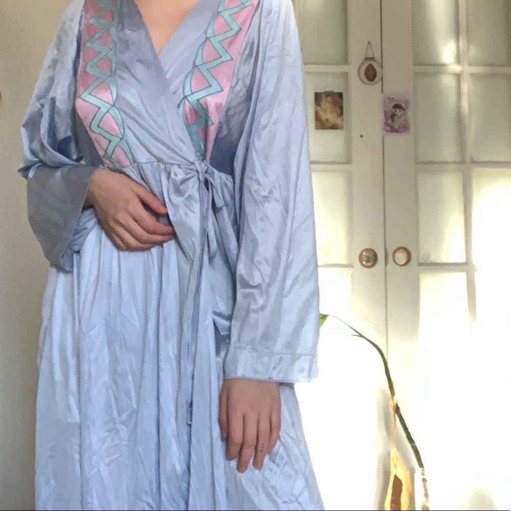 *SOLD* Beautiful vintage night gown 💖 - Picture 6 of 13